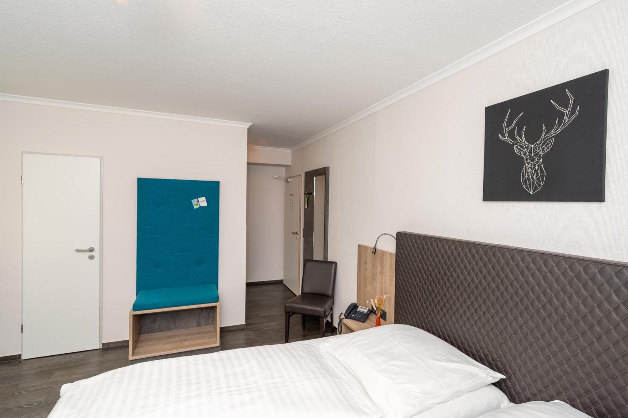 Tespo Hotel Und Sportpark Карст Екстер'єр фото